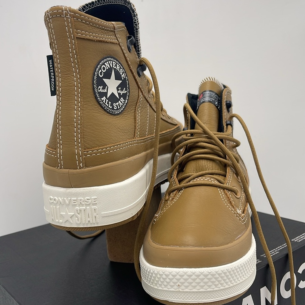 Converse WMNS High-Top Design A08556C
CTAS EQUIP WP HI
TOADSTOOL TAN/TOADSTOOL - Picture 9 of 16
